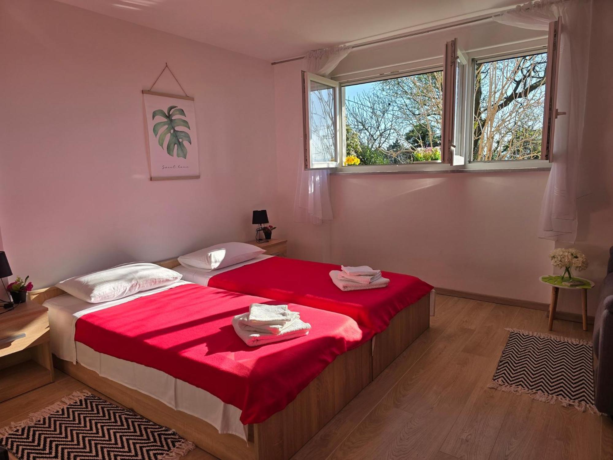 Apartment Deeranaei Kraljevica Esterno foto